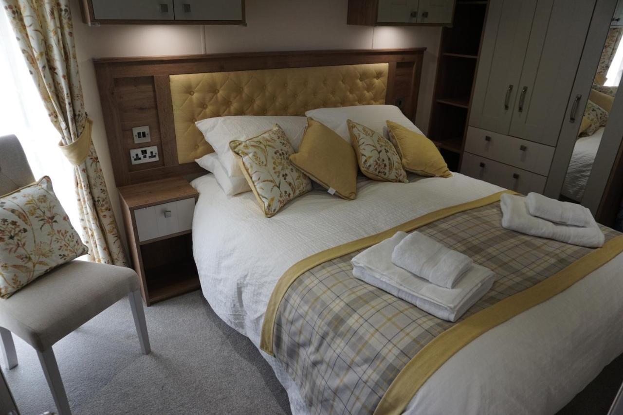 Villa Dotty'S Retreat à Milford on Sea Extérieur photo