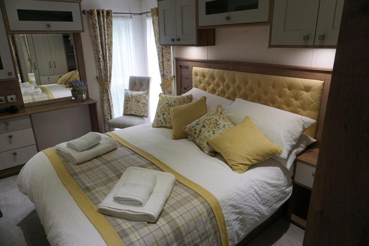 Villa Dotty'S Retreat à Milford on Sea Extérieur photo