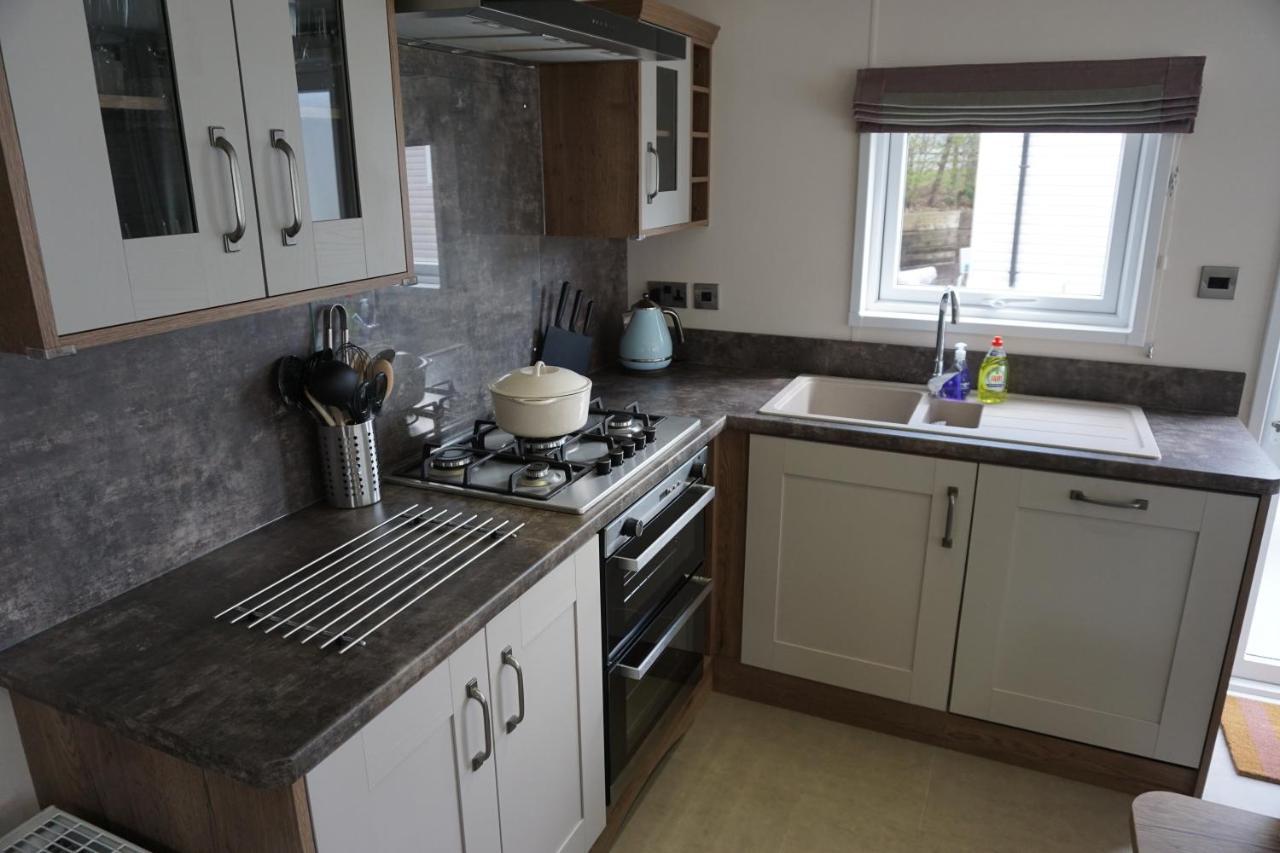 Villa Dotty'S Retreat à Milford on Sea Extérieur photo