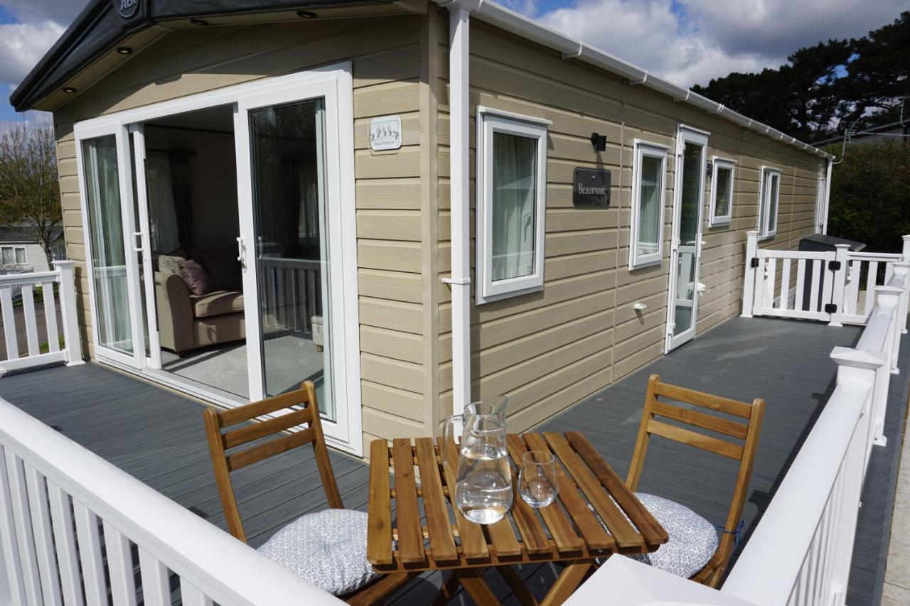 Villa Dotty'S Retreat à Milford on Sea Extérieur photo